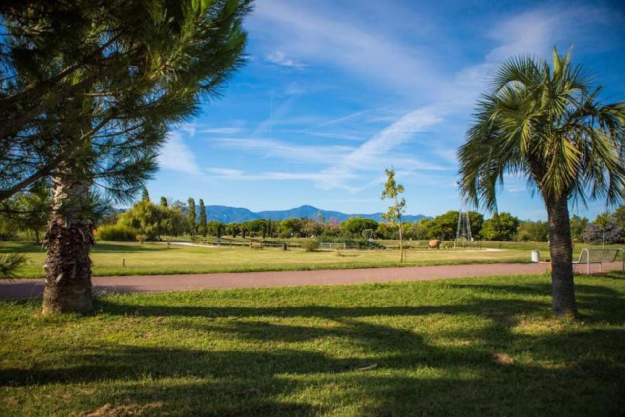 Saint Cyprien Golf View 2 Bedrooms Apartment , 900 M From The Beach Екстер'єр фото