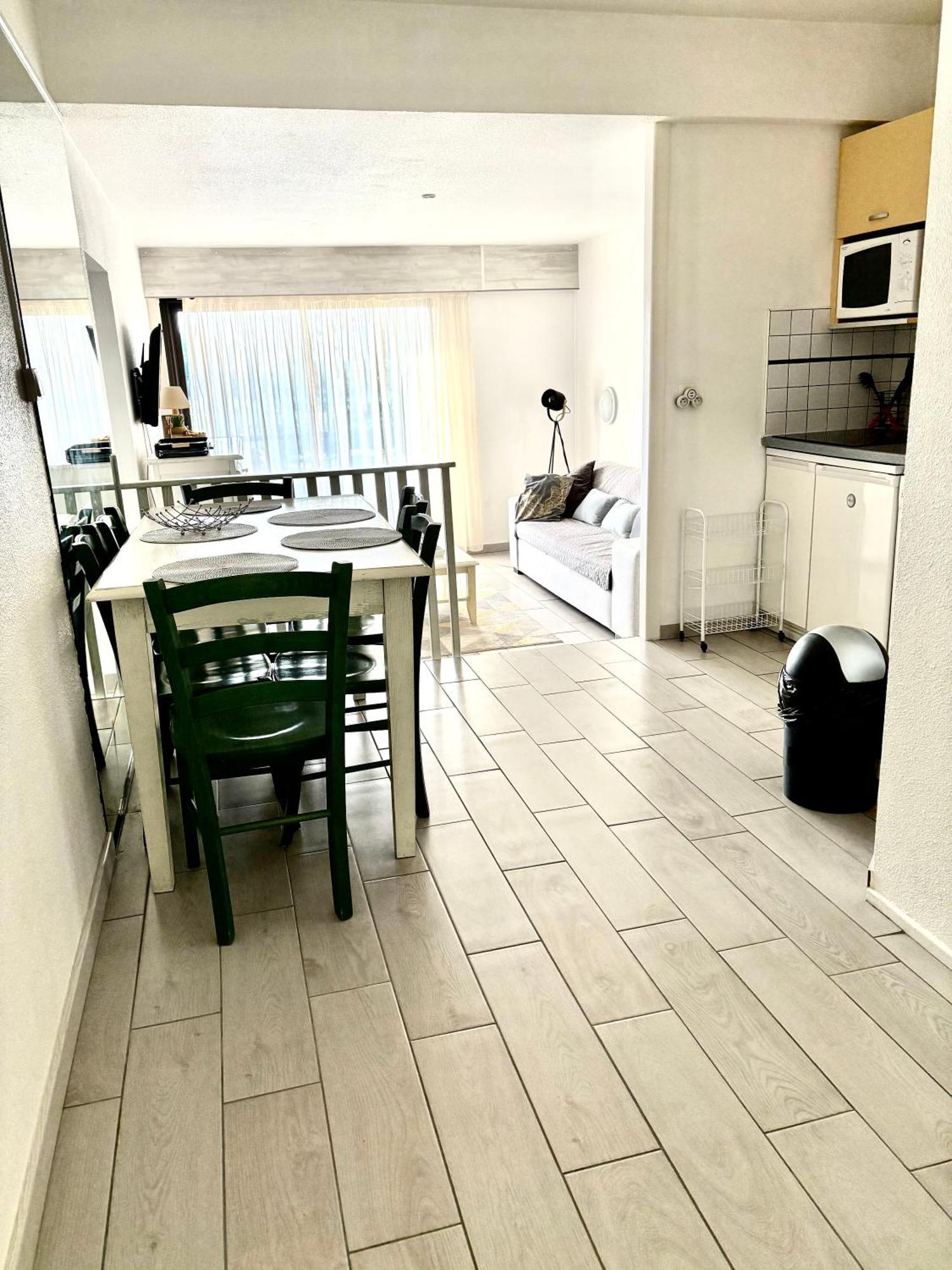 Saint Cyprien Golf View 2 Bedrooms Apartment , 900 M From The Beach Екстер'єр фото