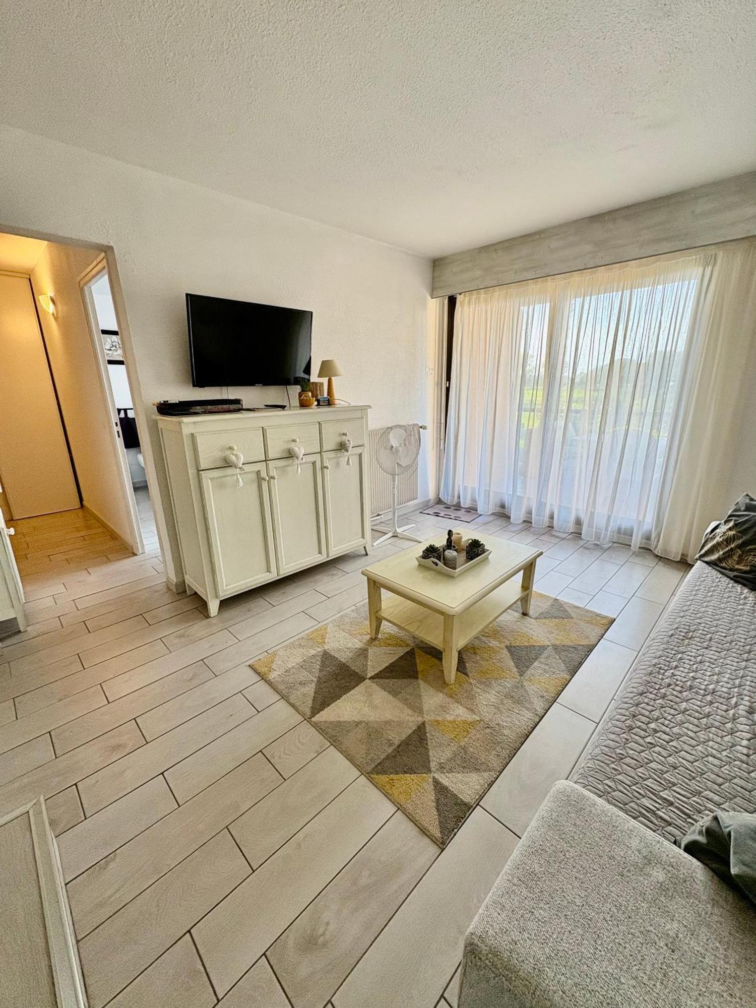 Saint Cyprien Golf View 2 Bedrooms Apartment , 900 M From The Beach Екстер'єр фото