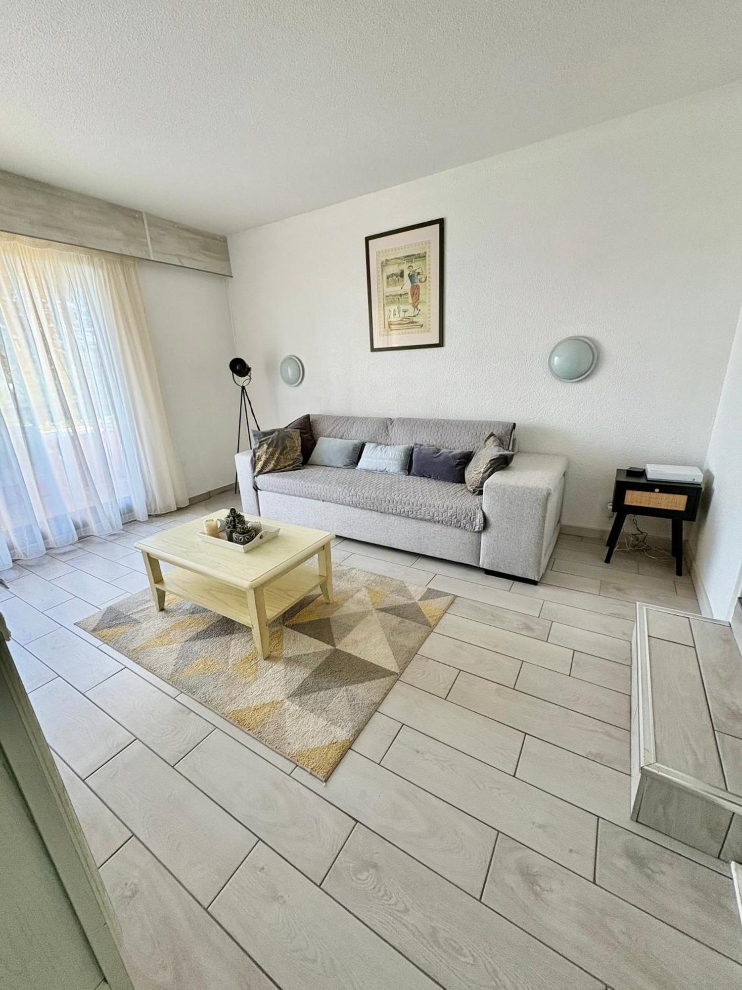 Saint Cyprien Golf View 2 Bedrooms Apartment , 900 M From The Beach Екстер'єр фото